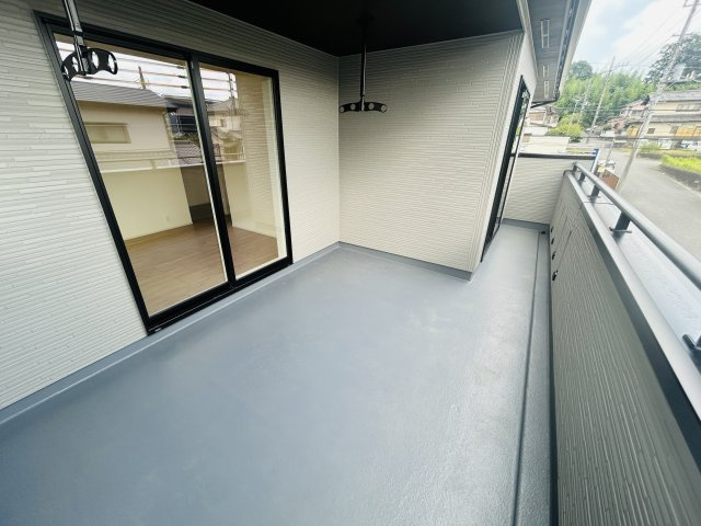 千葉市若葉区加曽利町２期のバルコニー