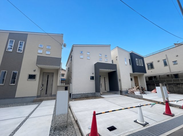 尼崎市東園田町　第29期　新築一戸建ての外観|お客様に長く安心して住んでいだだける事にこだわった家づくり！住んでからのアフターサービスにもしっかりと取り組んでいます！