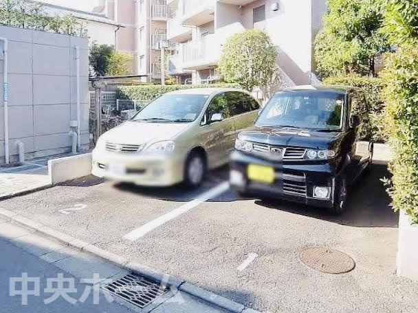 モアステージ墨田の駐車場|【敷地内駐車場】最新の空き状況や費用などの詳細は担当スタッフまでお問い合わせください。