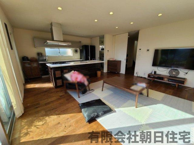 【居間・リビング】 | 玉湯町玉造中古戸建