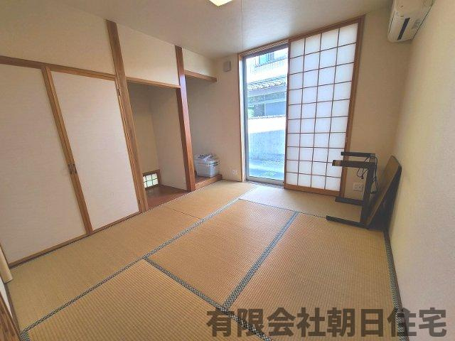 【和室】 | 玉湯町玉造中古戸建 | 独立した和室で来客があっても安心です