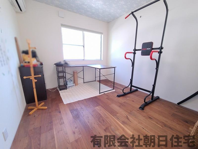 【洋室】 | 玉湯町玉造中古戸建 | 2F洋室です