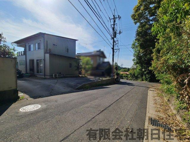 【前面道路含む現地写真】 | 玉湯町玉造中古戸建 | 前面道路含む現地写真です