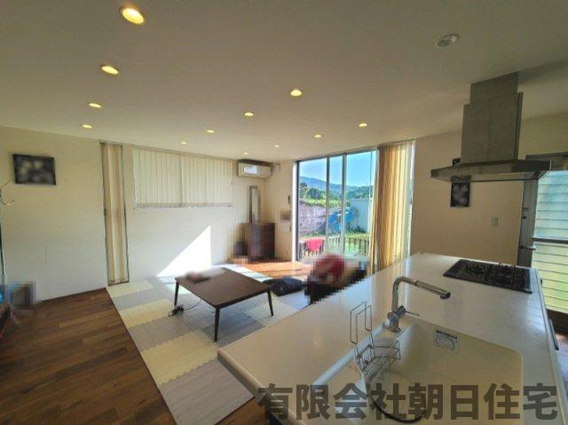 【居間・リビング】 | 玉湯町玉造中古戸建