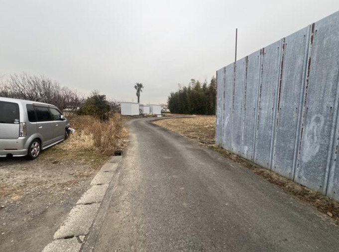 厚木市三田　資材置場用地の周辺