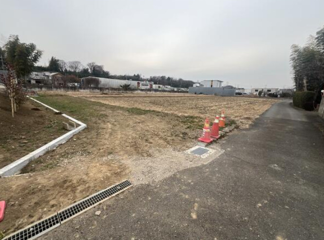 厚木市三田　資材置場用地の外観