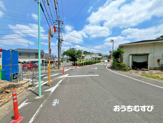 守山区小幡北3期(全2棟)の前面道路含む現地写真