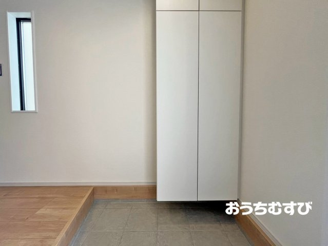 守山区小幡北3期(全2棟)の玄関