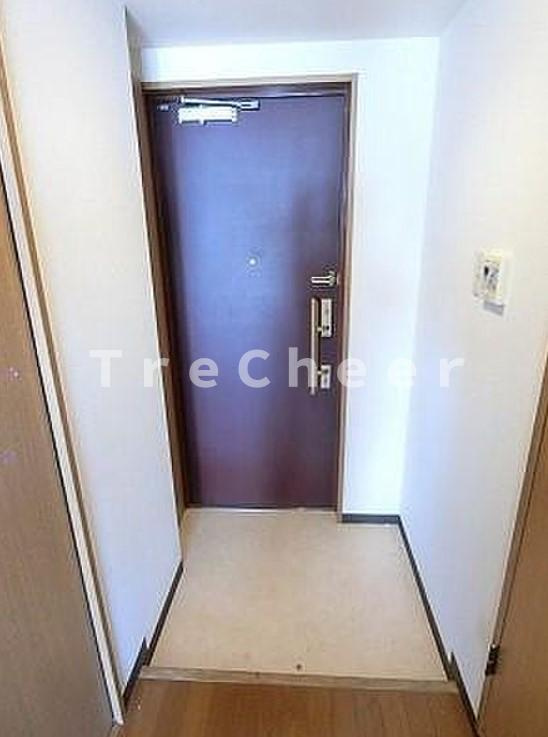 稲屋ハイムの玄関
