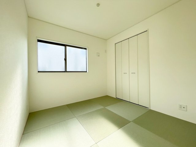 長野市松代町松代第９の和室|和室はリビングに隣接しているのでお子様のお昼寝や客間として最適です♪　１号棟