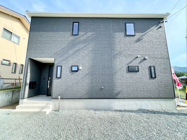 長野市松代町松代第９の外観|完成済み物件！いつでも見学可能です♪お問合せは＜Tel 026-477-7419＞まで♪ 　２号棟