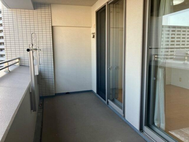 ヨコハマオールパークス　第二街区のバルコニー