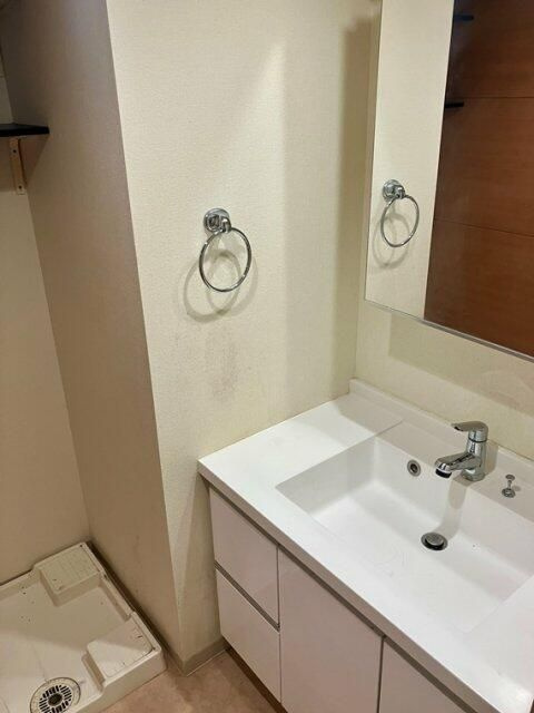 ヨコハマオールパークス　第二街区の洗面所