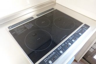 LAVIE土居田2601Bのキッチン|IHクッキングヒーター＊火を使用しないのでお子様がいらっしゃるご家庭でも安心して使用することが出来ます。 またお手入れも楽々♪