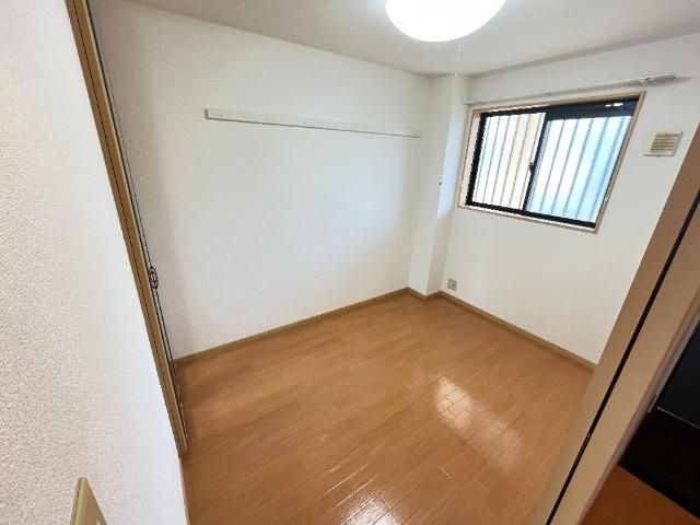 コンフォース行事の寝室|洋室