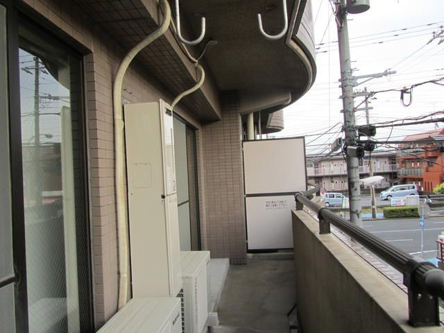 【バルコニー】