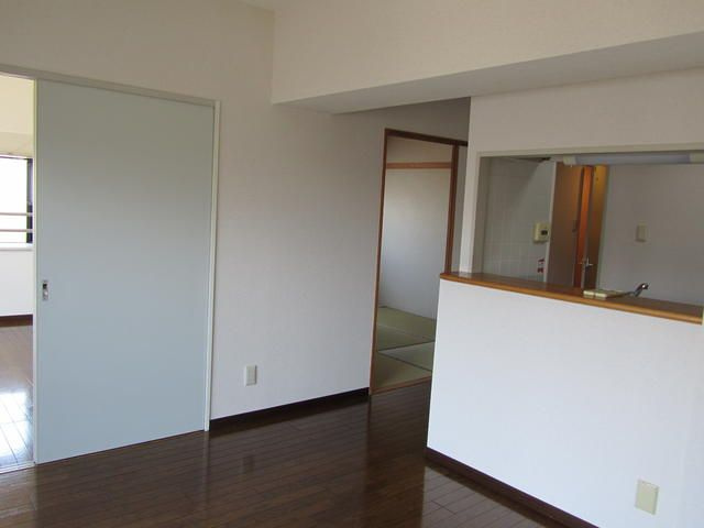 【寝室】