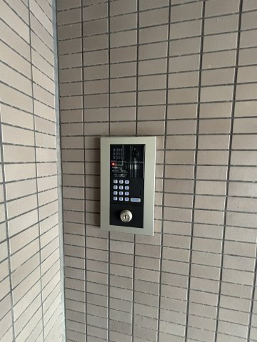 【TVモニター付きインターフォン】