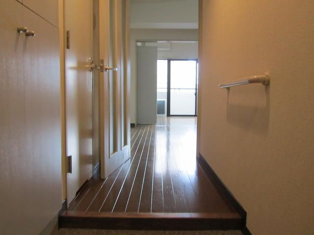 【玄関】