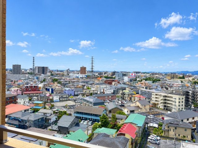 アンビシャス相模原の展望|11階からの眺望。雄大な丹沢連峰が望めます。