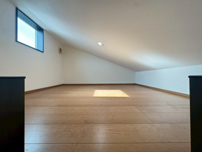 【洋室】 | 吹田市泉町4丁目テラスハウス