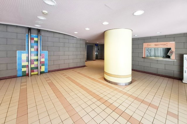 コスタ・ミラにしきのはま1番館のエントランス|エントランスホール