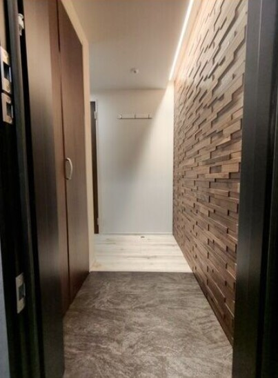 ForestMaisonKOMAGOMENORTHの玄関