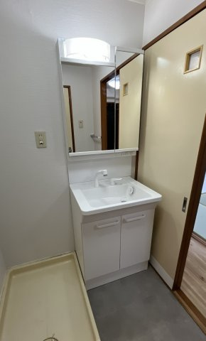 【独立洗面台】 | 豊西マンション