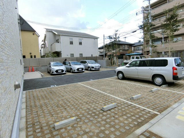 リブリ・シーサイドコート芦屋の駐車場