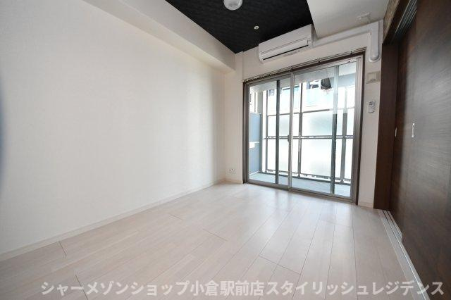プレジデンスザ・小倉 の居間・リビング