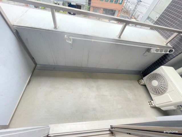 グランツ西大橋　仲介手数料無料のバルコニー