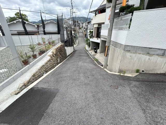 【前面道路含む現地写真】 | 五月ケ丘中古戸建