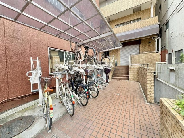 ハイツ両国駅前のその他共用部分|ハイツ両国駅前：敷地内に駐輪場置場がございます！（空き要確認）