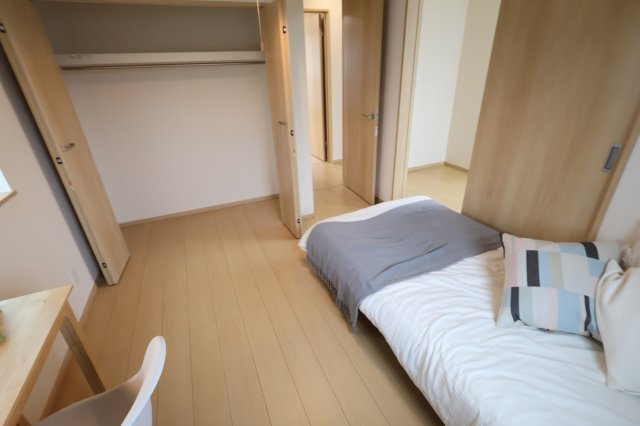 《仲介手数料無料》越谷市大字下間久里899-1新築一戸建てハートフルタウンの洋室|2階 5.25帖