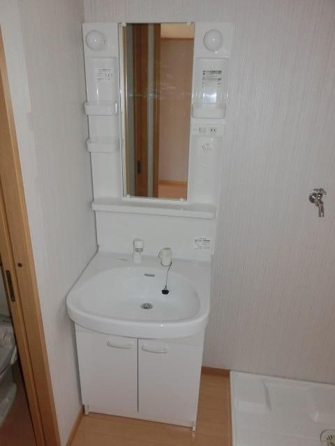 春栄コーポの独立洗面台