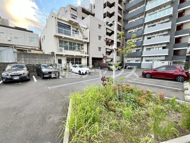 LaDouceur黒川の駐車場