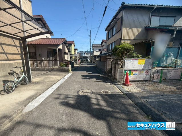【同施工物件ご案内可能】知多市日長台　全1棟の前面道路含む現地写真|事前予約にて現地ご見学いただけます！お気軽にお問い合わせください♪
■株式会社　セキュアハウス■
住宅ローンに強く、知識、経験豊富なスタッフ在籍
お客様に寄り添い、ご成約後もサポート致します。