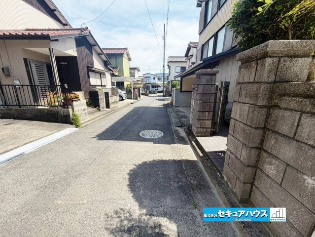 【完成】知多市日長台　全1棟の前面道路含む現地写真|事前予約にて現地ご見学いただけます！お気軽にお問い合わせください♪
■株式会社　セキュアハウス■
住宅ローンに強く、知識、経験豊富なスタッフ在籍
お客様に寄り添い、ご成約後もサポート致します。