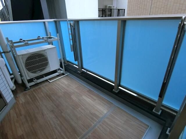 エクセレントシティ南行徳駅前のバルコニー