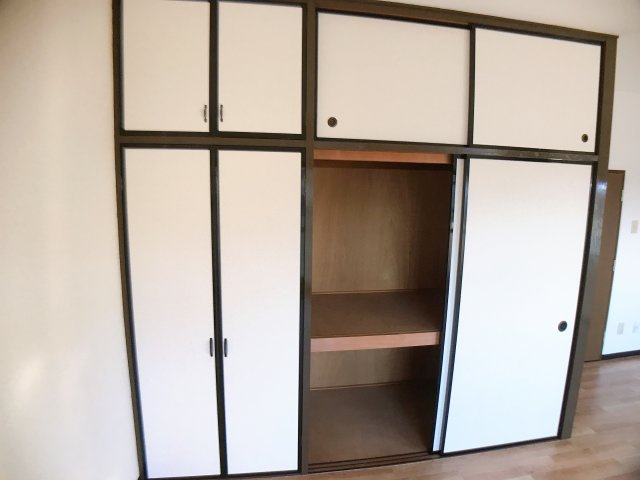グリーンハイツ出川の収納
