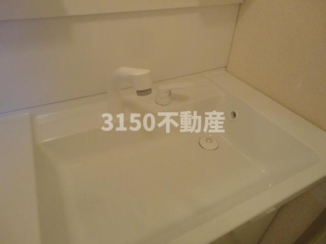 メゾンクレージュの洗面所|洗髪シャワー（イメージ）