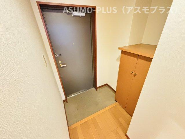 太宰府市朱雀４丁目の賃貸マンションの玄関|別号数タイプ