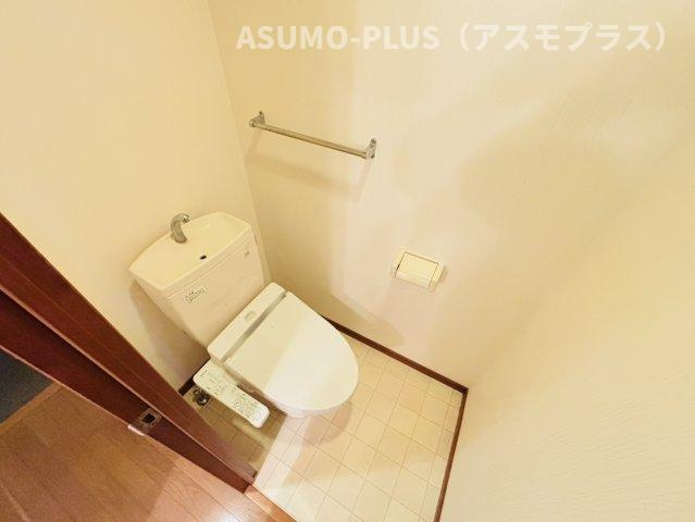 太宰府市朱雀４丁目の賃貸マンションのトイレ|別号数タイプ