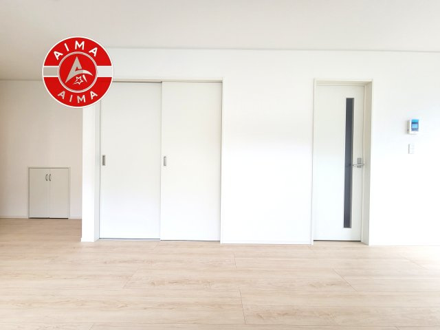 福岡市南区横手1丁目第7-4棟（4号棟）の居間・リビング|キッチンからリビングをしっかり確認できます。家族の笑顔があふれる空間になりそうですね。