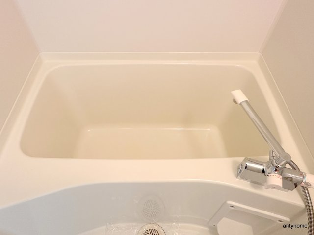 KDXレジデンス難波　仲介手数料無料の浴室