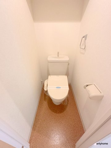 KDXレジデンス難波　仲介手数料無料のトイレ