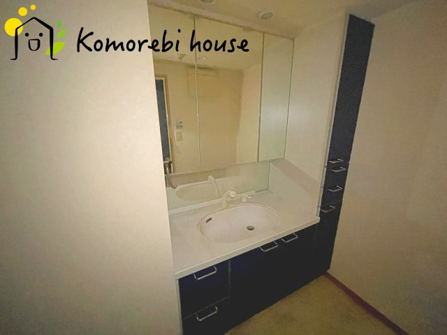 グリーンミユキ吉野町の独立洗面台|独立洗面台、朝の身支度には欠かせません