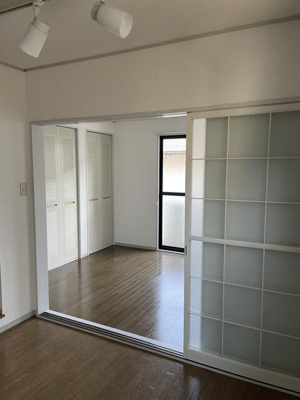 【居間・リビング】 | メゾン沢渡 | 同物件別部屋参考写真
