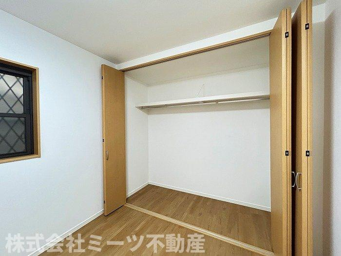 寿町１丁目　再生住宅の収納