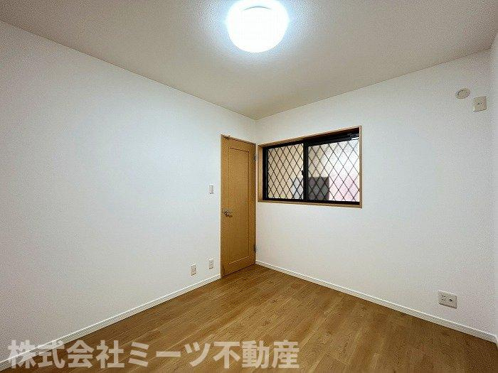 寿町１丁目　再生住宅の洋室